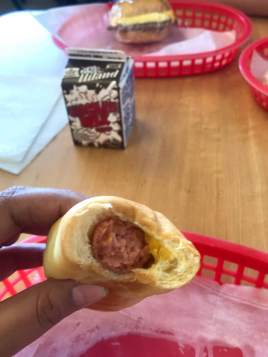 Daily Donut | restaurant | 7870 Culebra Rd Suite 12, San Antonio, TX 78251, USA | 2104659721 OR +1 210-465-9721