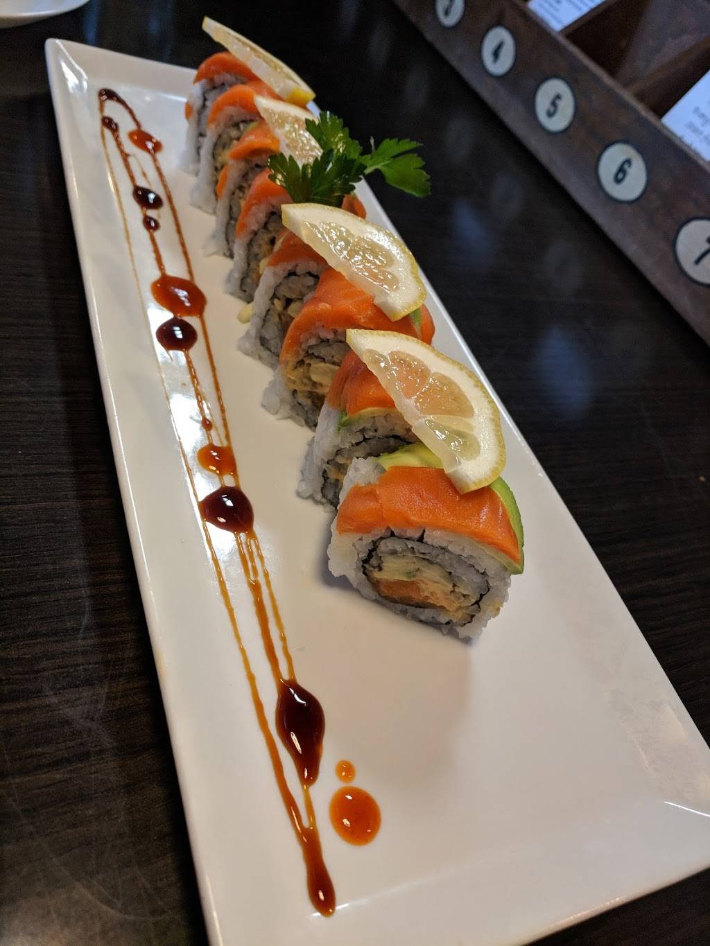 Sushi Mazi | restaurant | 80 SE Madison St, Portland, OR 97214, USA | 5034328560 OR +1 503-432-8560