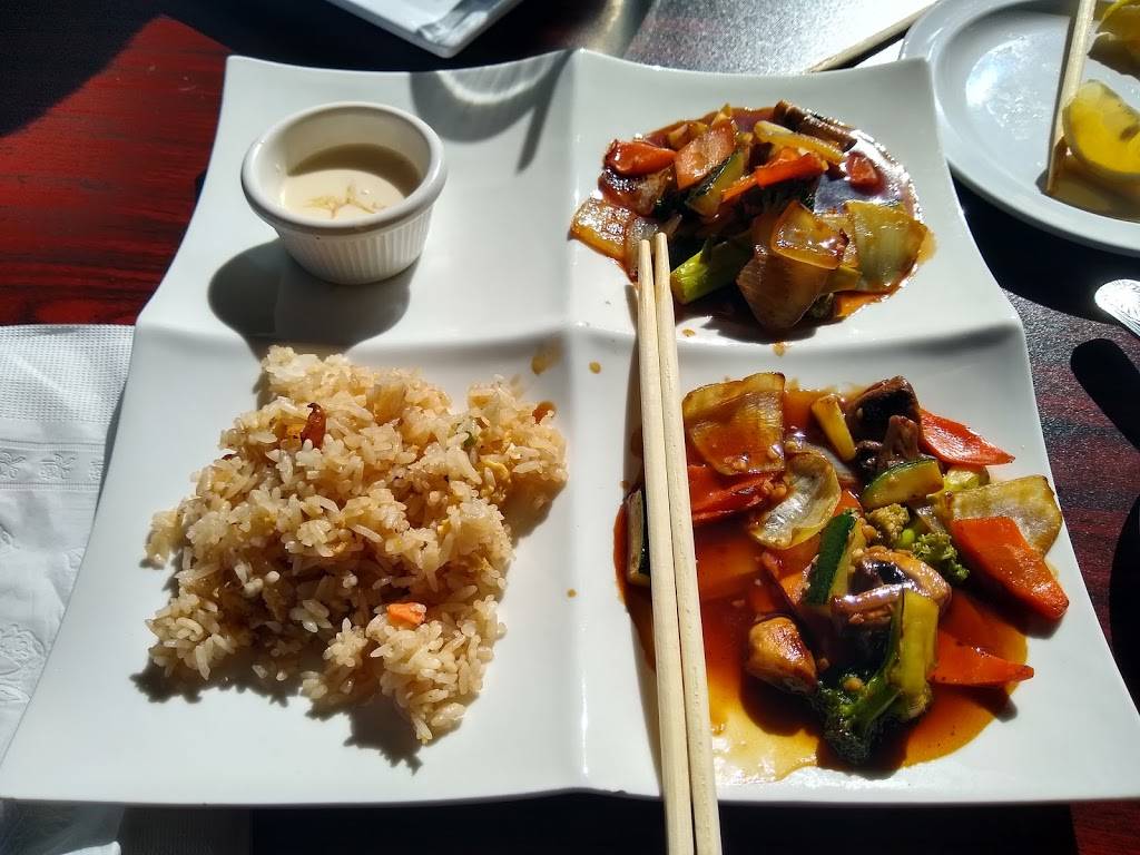 Fuji sushi | restaurant | 1304 North US-281, suite101, Marble Falls, TX 78654, USA | 8306377757 OR +1 830-637-7757