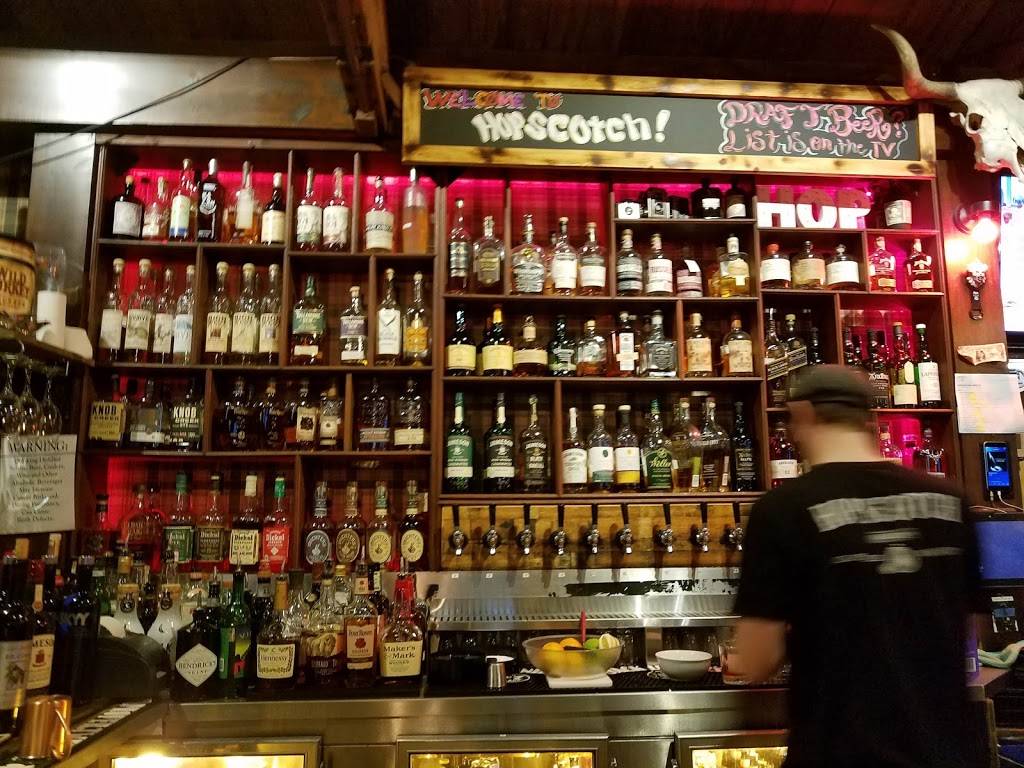 Hopscotch Craft Beer and Whiskey | restaurant | 136 E Commonwealth Ave, Fullerton, CA 92832, USA | 7148712222 OR +1 714-871-2222