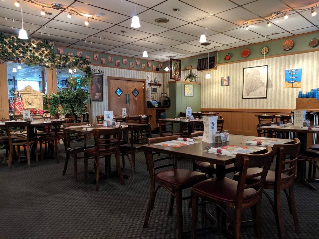 Bell Buoy Restaurant | restaurant | 24 Old Orchard St, Old Orchard Beach, ME 04064, USA | 2079342745 OR +1 207-934-2745