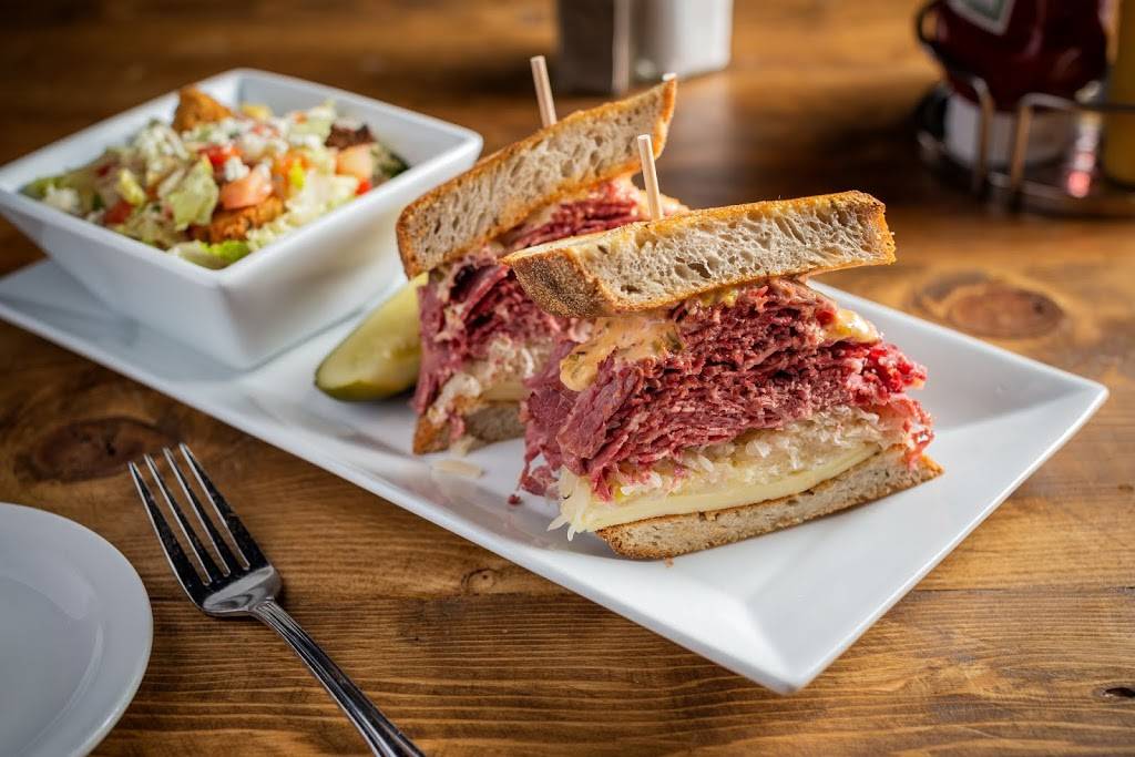 Bat 17 | meal takeaway | 1709 Benson Ave, Evanston, IL 60201, USA | 8477337117 OR +1 847-733-7117