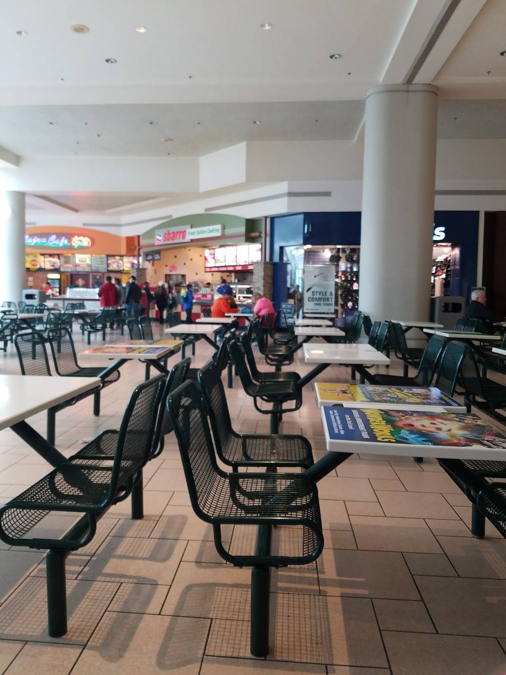 Sbarro | meal takeaway | 96-12 Carousel Center, Syracuse, NY 13290, USA | 3154768626 OR +1 315-476-8626