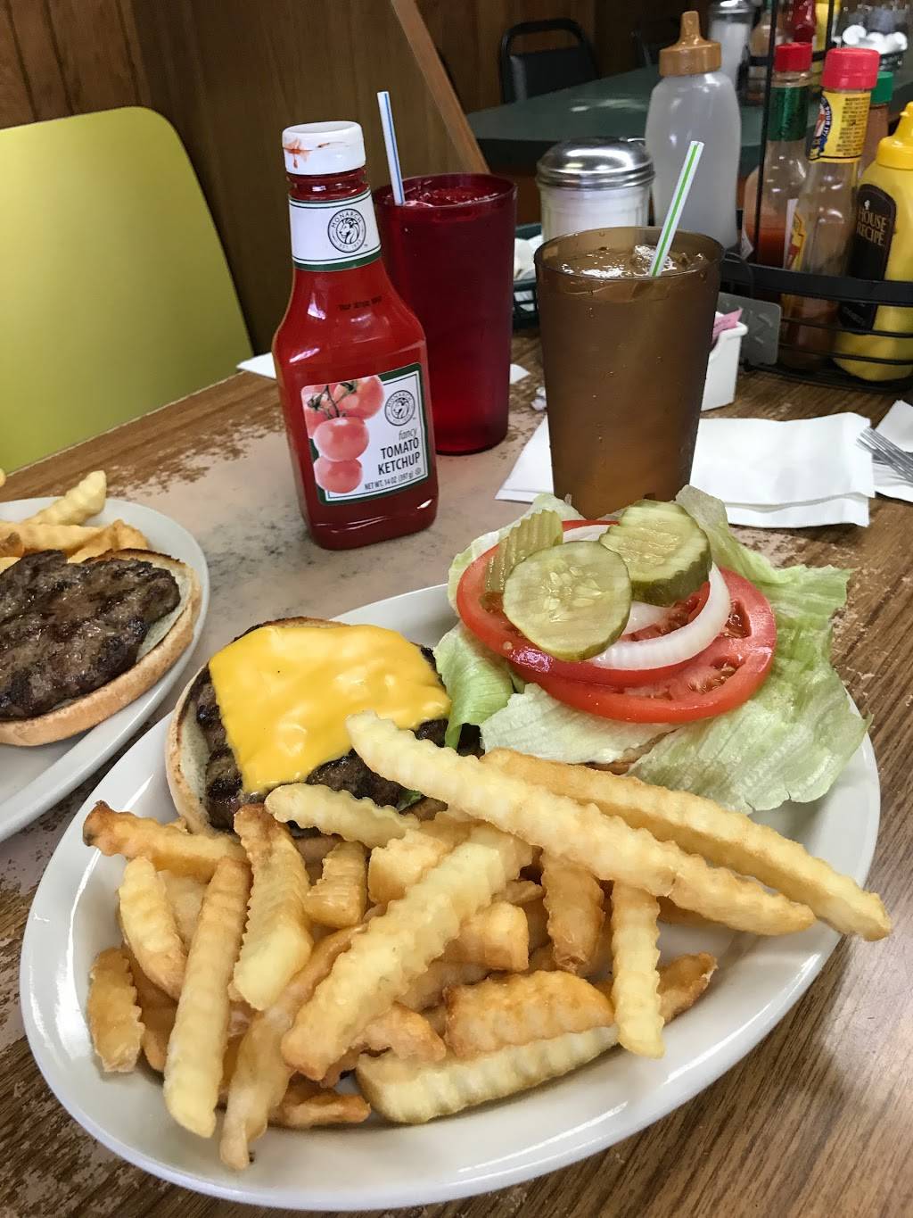 Mr Quick Restaurant | restaurant | 5615 W Colonial Dr, Orlando, FL 32808, USA | 4072930511 OR +1 407-293-0511