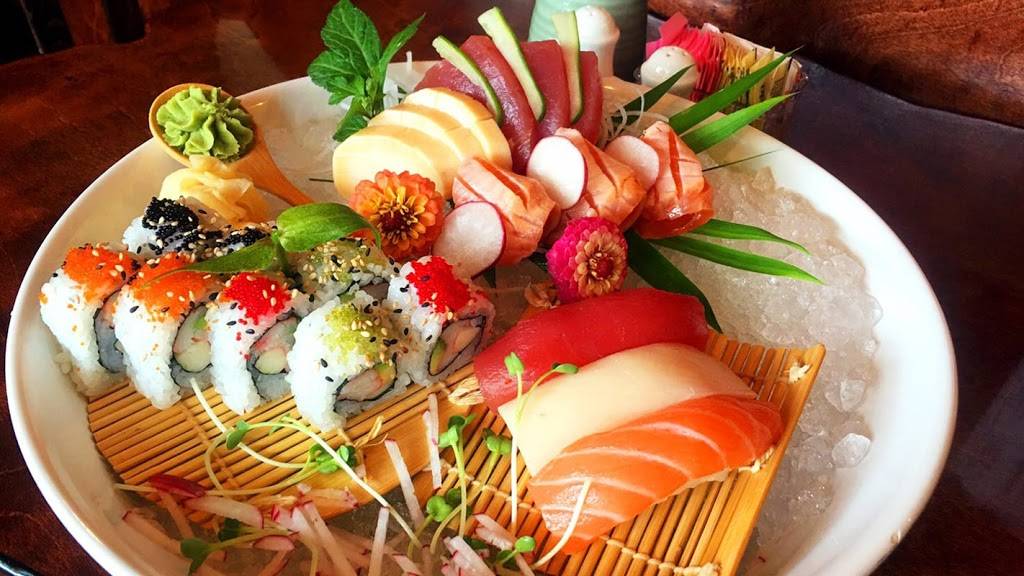 Umi Sushi | restaurant | 822 Main St, Winfield, KS 67156, USA | 6204025027 OR +1 620-402-5027