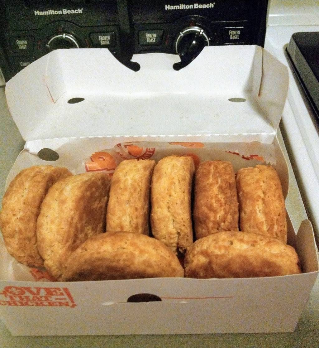 Popeyes Louisiana Kitchen | restaurant | 812 Lynnhaven Pkwy, Virginia Beach, VA 23452, USA | 7574685812 OR +1 757-468-5812