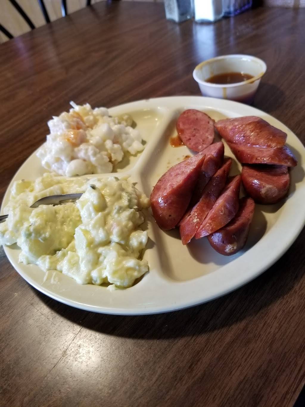 Bubbas Bar-B-Q & Steakhouse | restaurant | 210 S, Interstate Highway 45, Ennis, TX 75119, USA | 9728750036 OR +1 972-875-0036