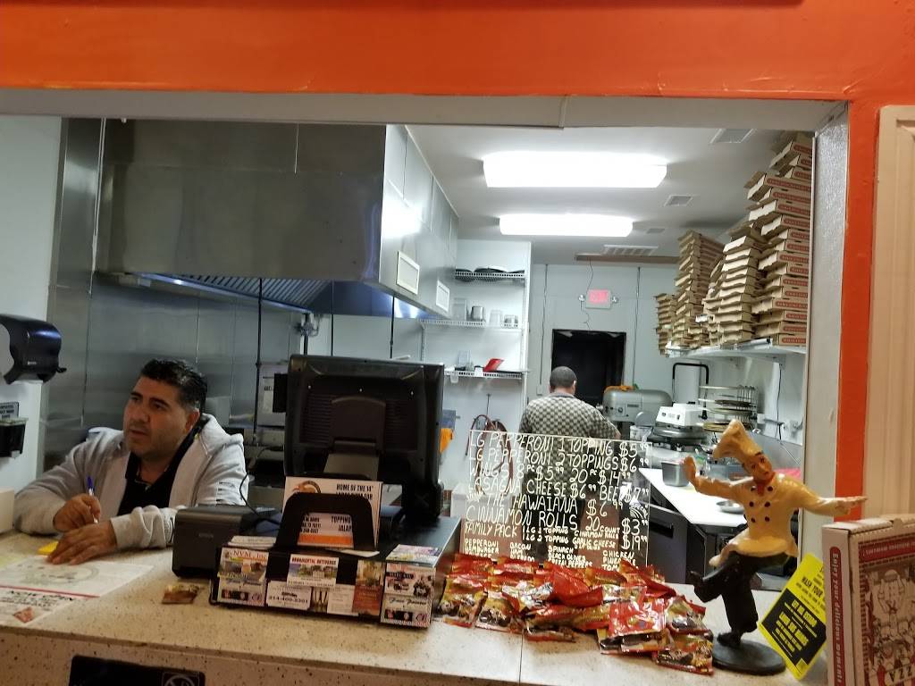 Pizza Azteca | restaurant | 2914 W Davis St, Dallas, TX 75211, USA | 4692480337 OR +1 469-248-0337