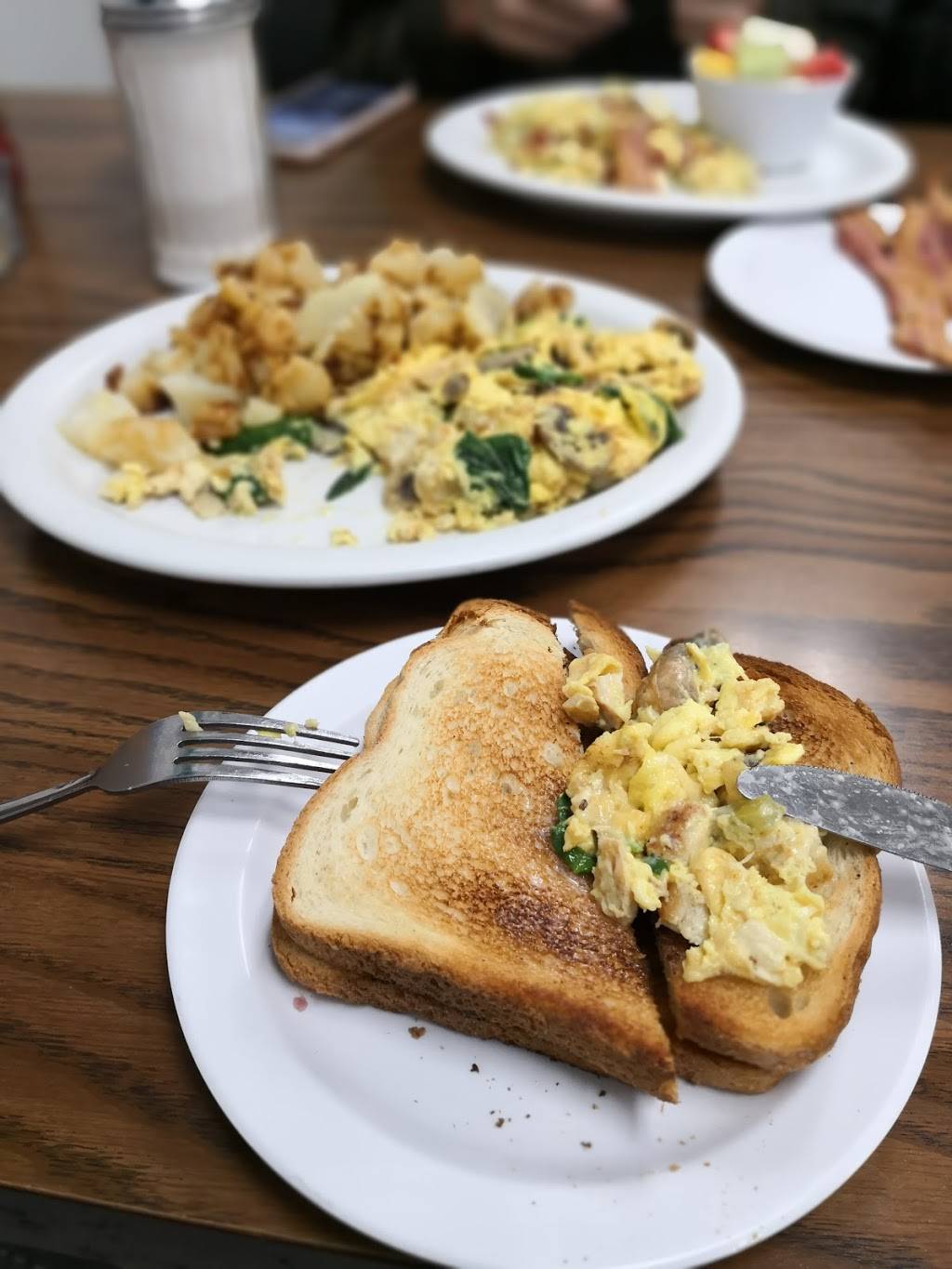 Nats Early Bite | cafe | 14115 Burbank Blvd, Sherman Oaks, CA 91401, USA | 8187813040 OR +1 818-781-3040