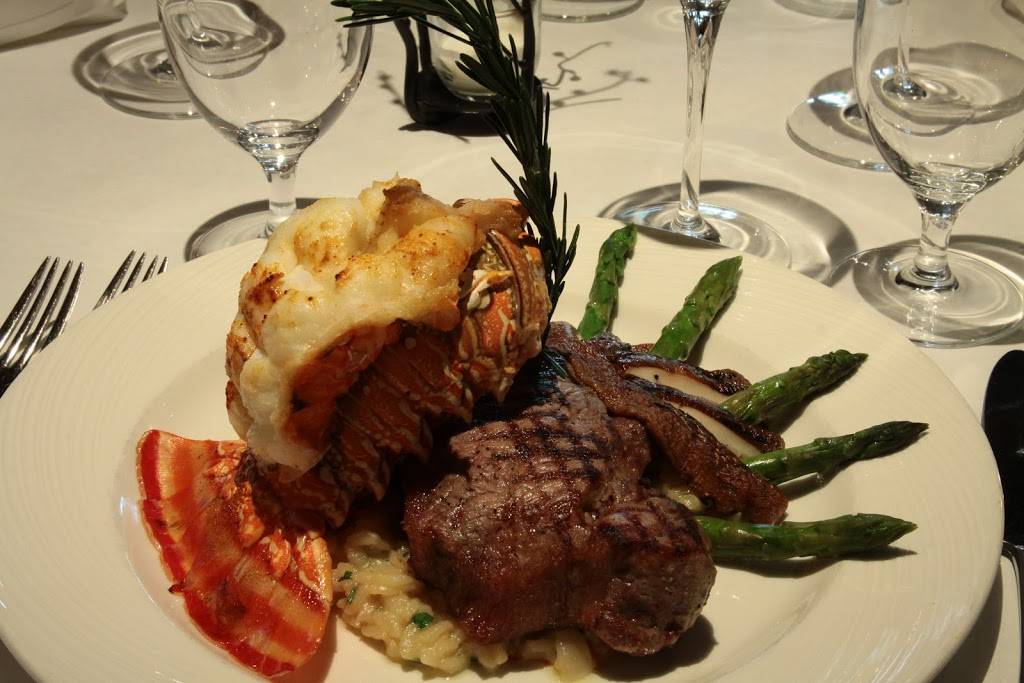 Robertos Ristorante & Pizzeria | restaurant | 483 Spring Rd, Elmhurst, IL 60126, USA | 6302798486 OR +1 630-279-8486