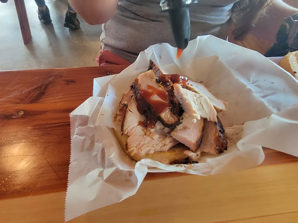 Rudys "Country Store" and Bar-B-Q | restaurant | 14501 Panama City Beach Pkwy, Panama City Beach, FL 32413, USA | 8505881996 OR +1 850-588-1996