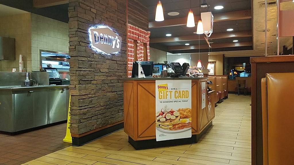Dennys | restaurant | 1659 E Daily Dr, Camarillo, CA 93010, USA | 8054844137 OR +1 805-484-4137