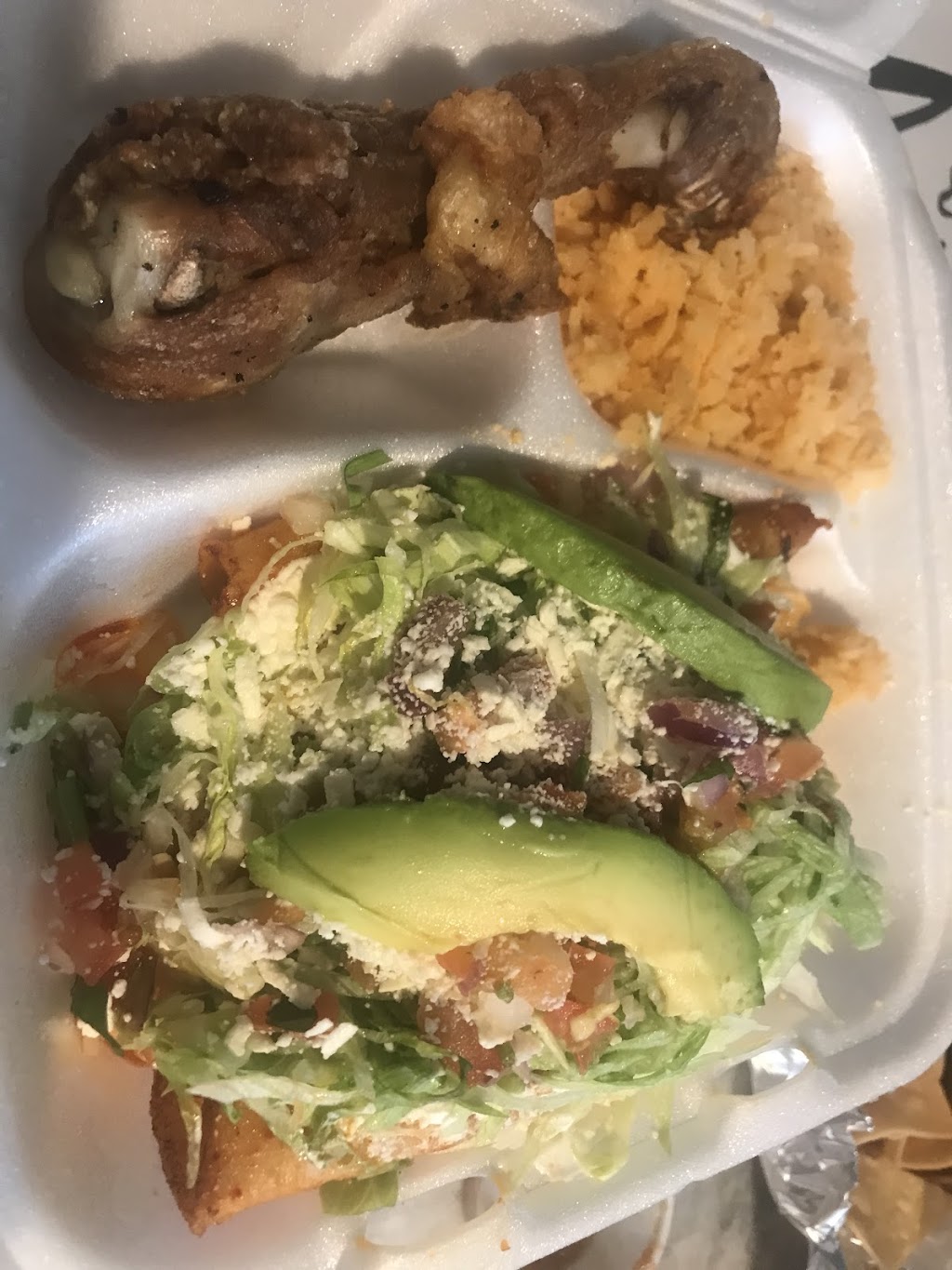 Taqueria La Michoacana | restaurant | 26 Union Ave, Lakehurst, NJ 08733, USA | 8482583916 OR +1 848-258-3916