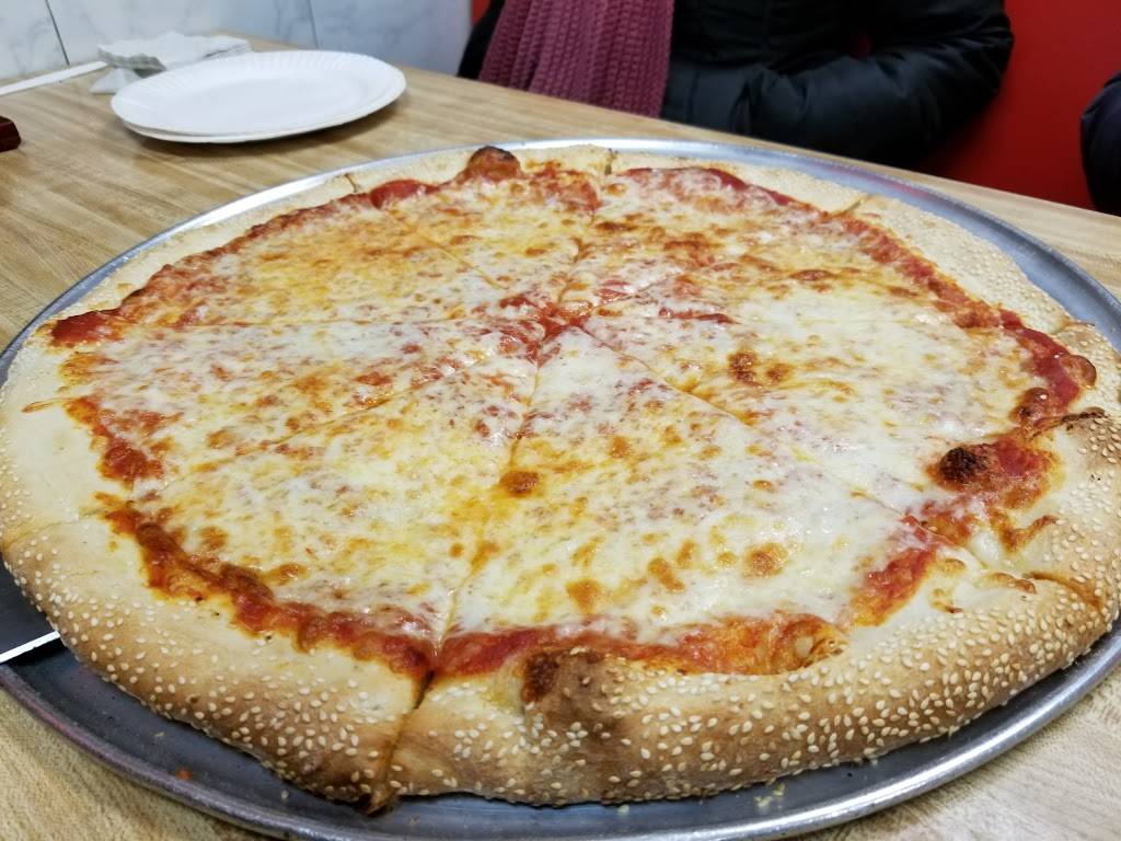 Joeys Pizza | restaurant | 69-07 Grand Ave, Maspeth, NY 11378, USA | 7187795880 OR +1 718-779-5880