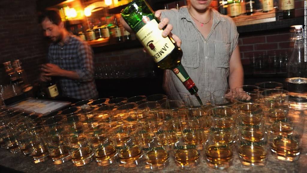 Jamesons Bar & Grill | restaurant | 157 Tulip Ave, Floral Park, NY 11001, USA | 5163268300 OR +1 516-326-8300