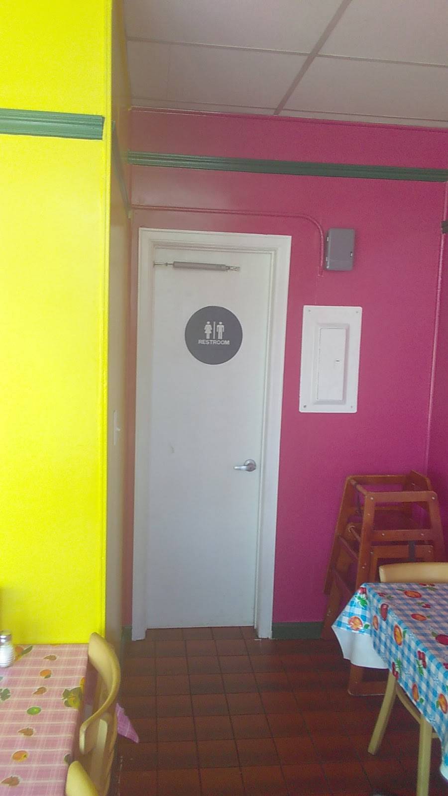 Tacomiendo | restaurant | 3501 W Beverly Blvd, Montebello, CA 90640, USA | 3235970209 OR +1 323-597-0209