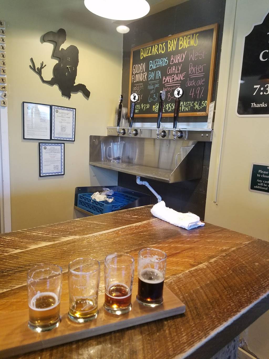 Buzzards Bay Brewing | restaurant | 98 Horseneck Rd, Westport, MA 02790, USA | 5086362288 OR +1 508-636-2288