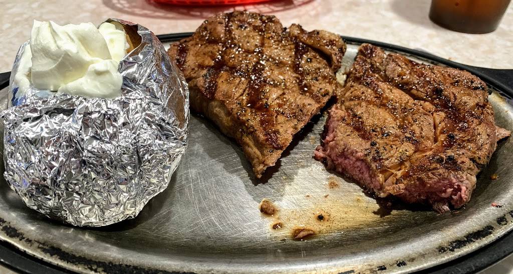 Raceway Grill | restaurant | 1207 Harry Byrd Hwy, Darlington, SC 29532, USA | 8433939212 OR +1 843-393-9212