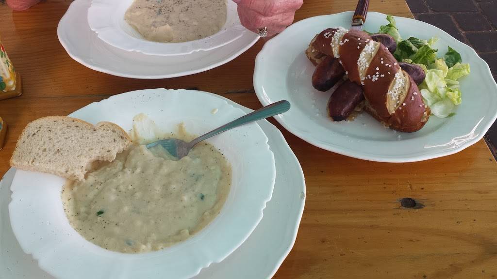 The Bavarian Haus | restaurant | 433 Alexander St, Mt Dora, FL 32757, USA | 3527358387 OR +1 352-735-8387