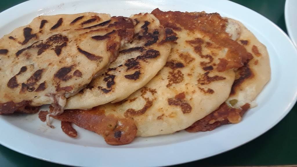 Restaurant Salvadoreno Los Platanares | restaurant | 32681 Mission Blvd, Hayward, CA 94544, USA | 5104776833 OR +1 510-477-6833