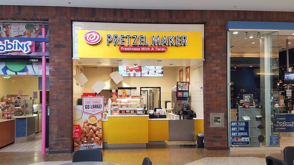 Pretzelmaker | restaurant | Sunrise Mall 6138, Sunrise Mall, Citrus Heights, CA 95610, USA | 9167237197 OR +1 916-723-7197