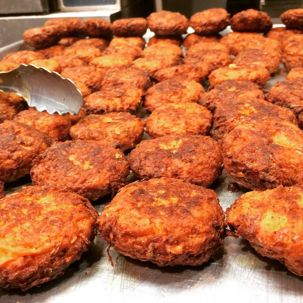 Babis Restaurant | restaurant | 21 Nadolny Sachs, Ottawa, ON K2A 1R9, Canada | 6134134231 OR +1 613-413-4231