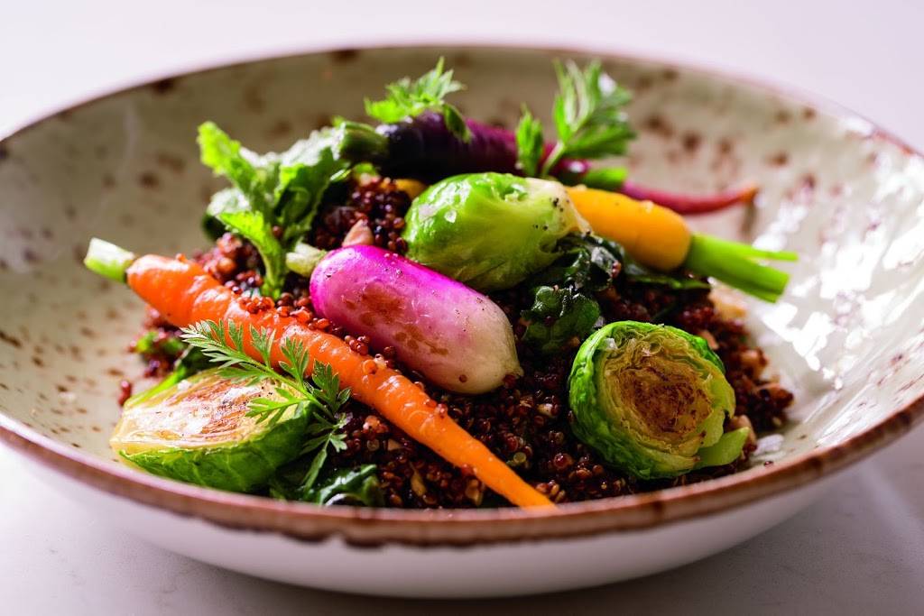 Cast & Plow | restaurant | 4375 Admiralty Way, Marina Del Rey, CA 90292, USA | 3105744333 OR +1 310-574-4333