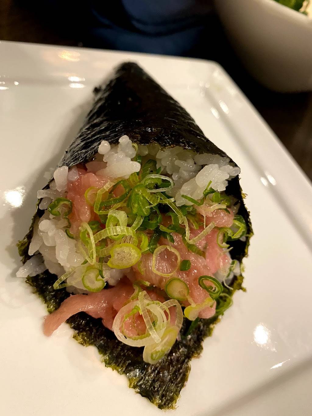 Yumi Sushi Bar | restaurant | 400 Selby Ave, St Paul, MN 55102, USA | 6512076810 OR +1 651-207-6810