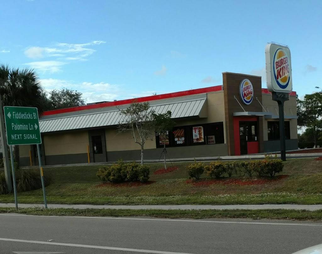 Burger King | restaurant | 9211 Daniels Pkwy, Fort Myers, FL 33912, USA | 2397682582 OR +1 239-768-2582