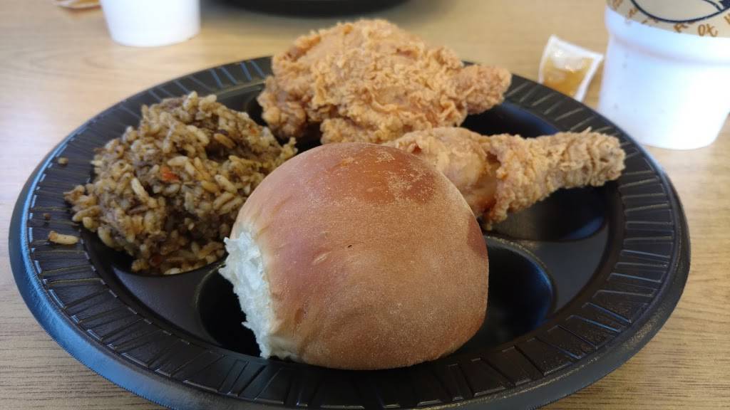 Golden Chick | meal takeaway | 638 W Broad St, Mineola, TX 75773, USA | 9035690404 OR +1 903-569-0404