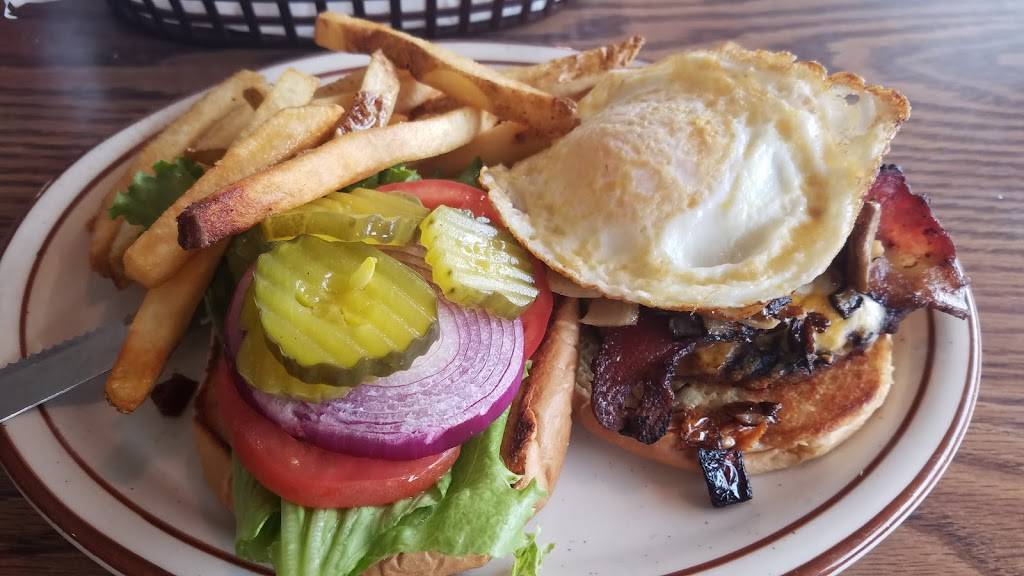 Eggies Restaurant | cafe | 1650 Fulton Ave, Sacramento, CA 95825, USA | 9164884356 OR +1 916-488-4356