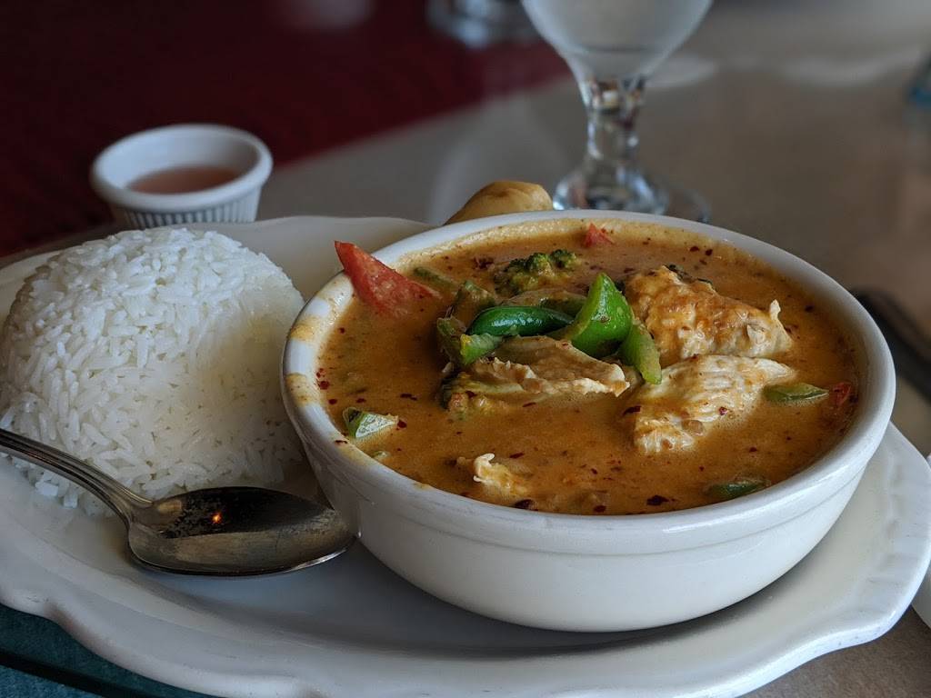 Siam Thai & Sushi | restaurant | 81 9th St S, Naples, FL 34102, USA | 2396495111 OR +1 239-649-5111