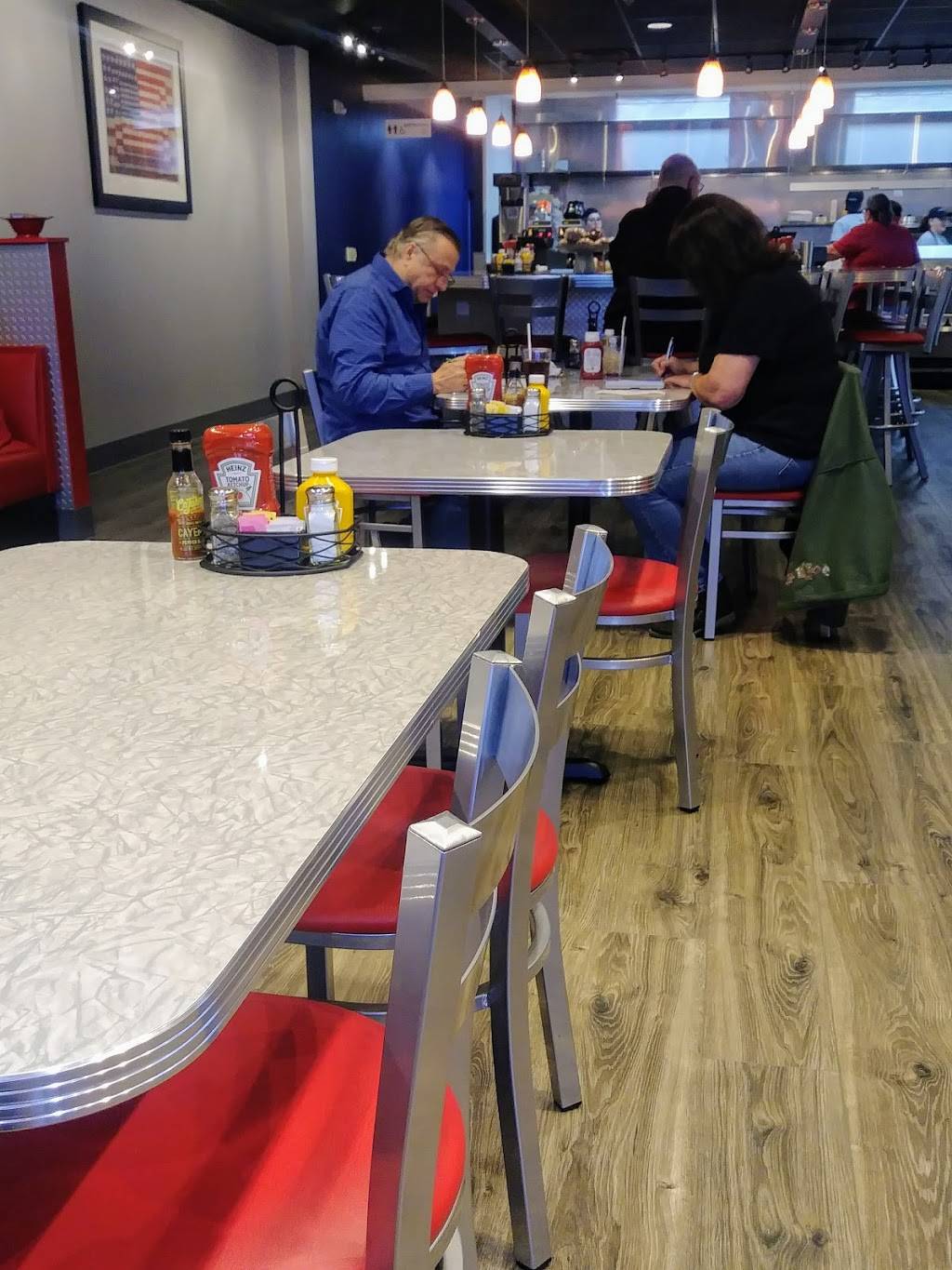 Delaneys Diner | restaurant | 6150 E Main St, Columbus, OH 43213, USA | 6146262006 OR +1 614-626-2006