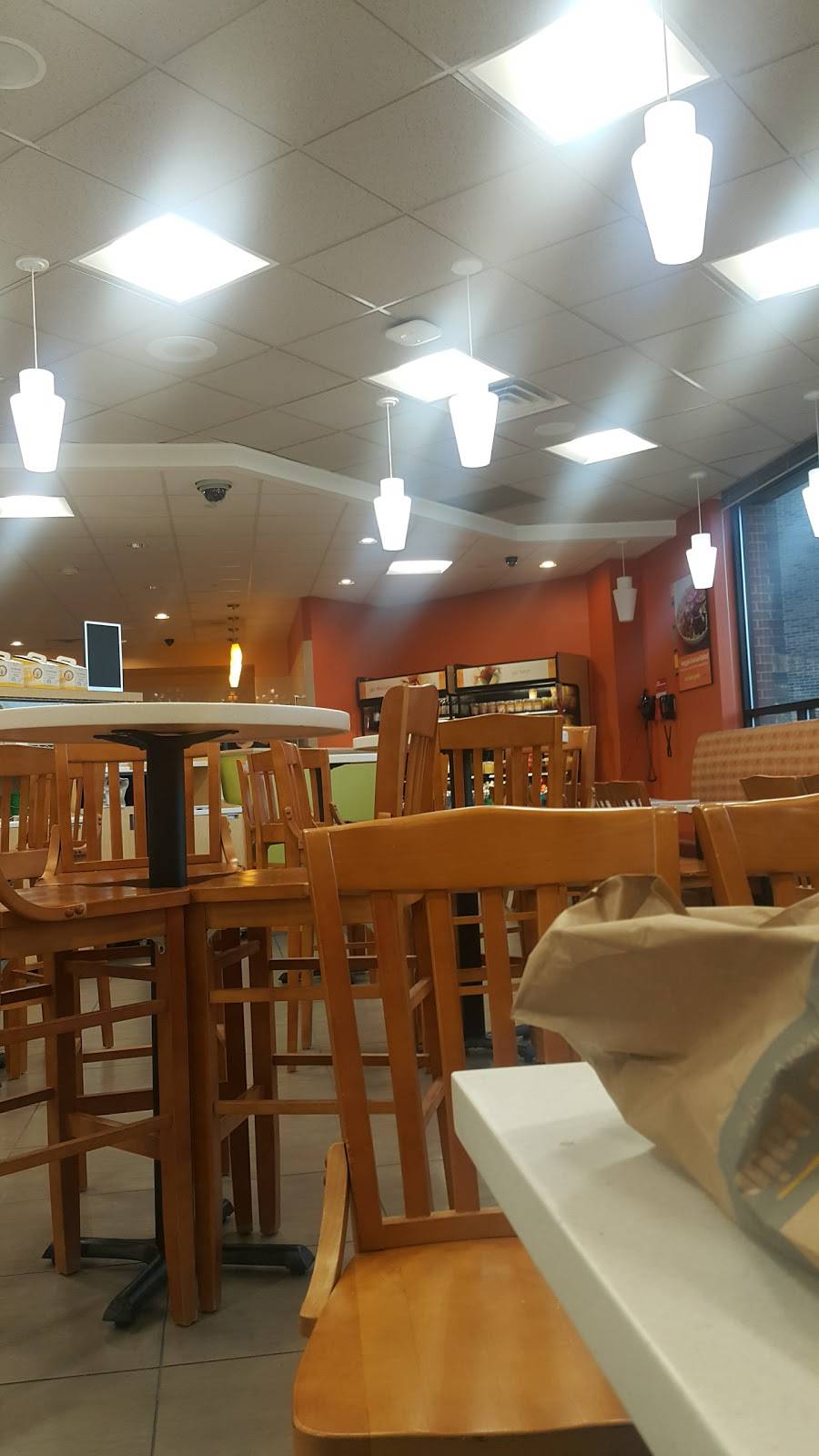 Au Bon Pain | restaurant | 65 James St, Edison, NJ 08820, USA | 7327445580 OR +1 732-744-5580