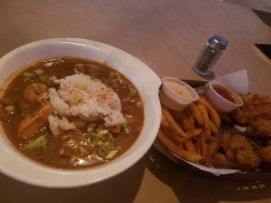 Cincinnati Bar & Grill | restaurant | 1700 N Zaragoza Rd #155, El Paso, TX 79936, USA | 9158561824 OR +1 915-856-1824