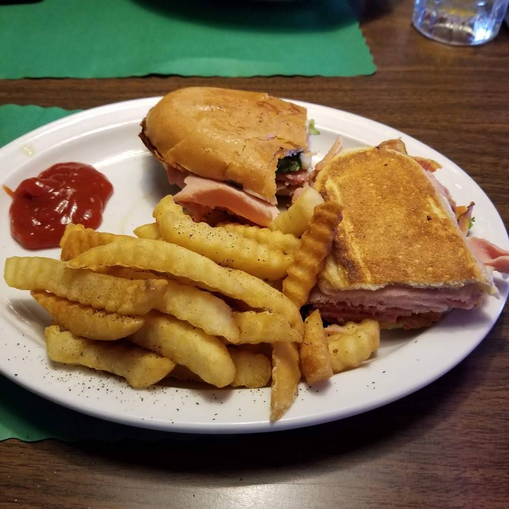 Jeremiahs | restaurant | 500 N Highland St, Mt Dora, FL 32757, USA | 3523837444 OR +1 352-383-7444