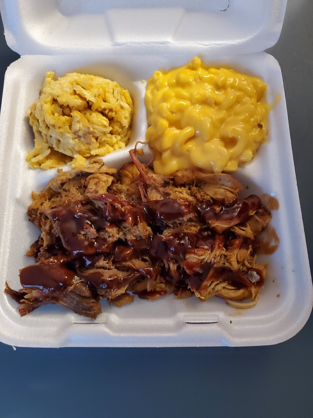 Skinny Kennys BBQ | restaurant | 6005 S Westnedge Ave, Portage, MI 49002, USA | 2698882777 OR +1 269-888-2777