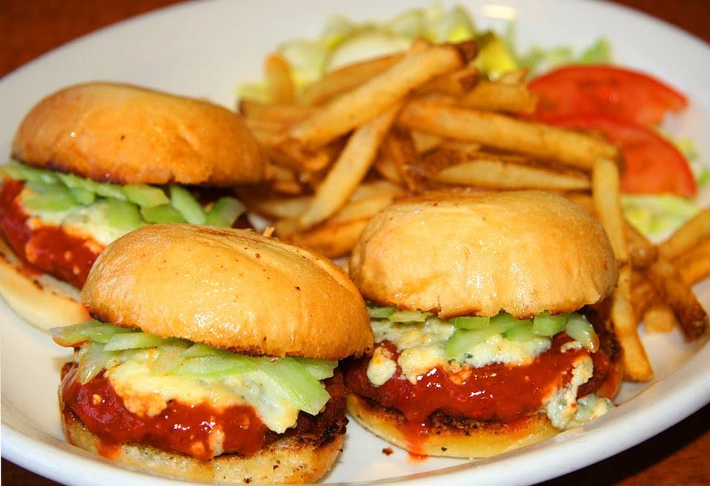 OGGI’S SPORTS | BREWHOUSE | PIZZA, Del Mar | meal delivery | 12840 Carmel Country Rd, San Diego, CA 92130, USA | 8584817883 OR +1 858-481-7883