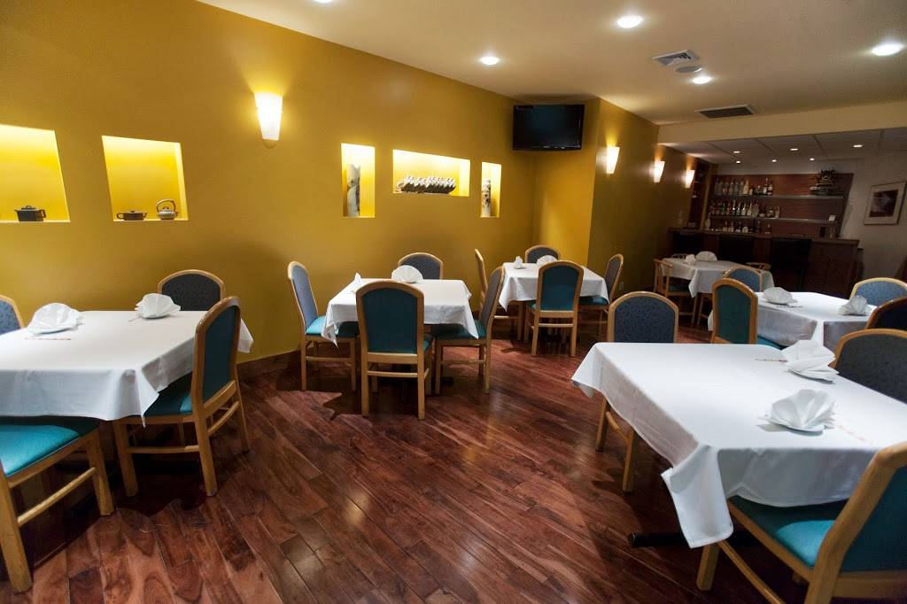 Mustard Greens | restaurant | 622 S 2nd St, Philadelphia, PA 19147, USA | 2156270833 OR +1 215-627-0833