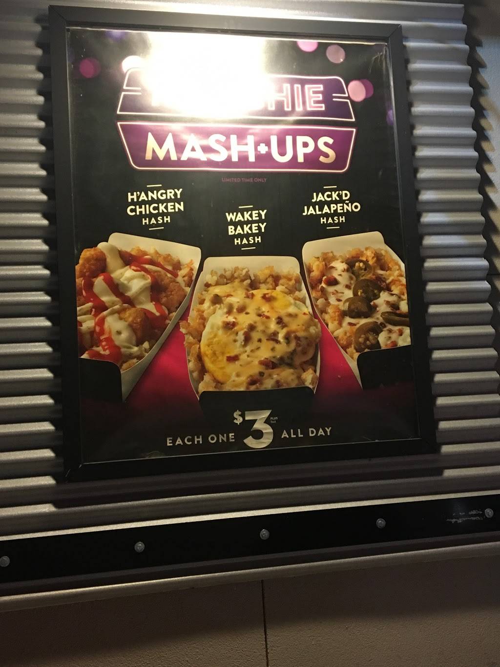 Jack in the Box | restaurant | 104 S Loop 288, Denton, TX 76209, USA | 9405666721 OR +1 940-566-6721