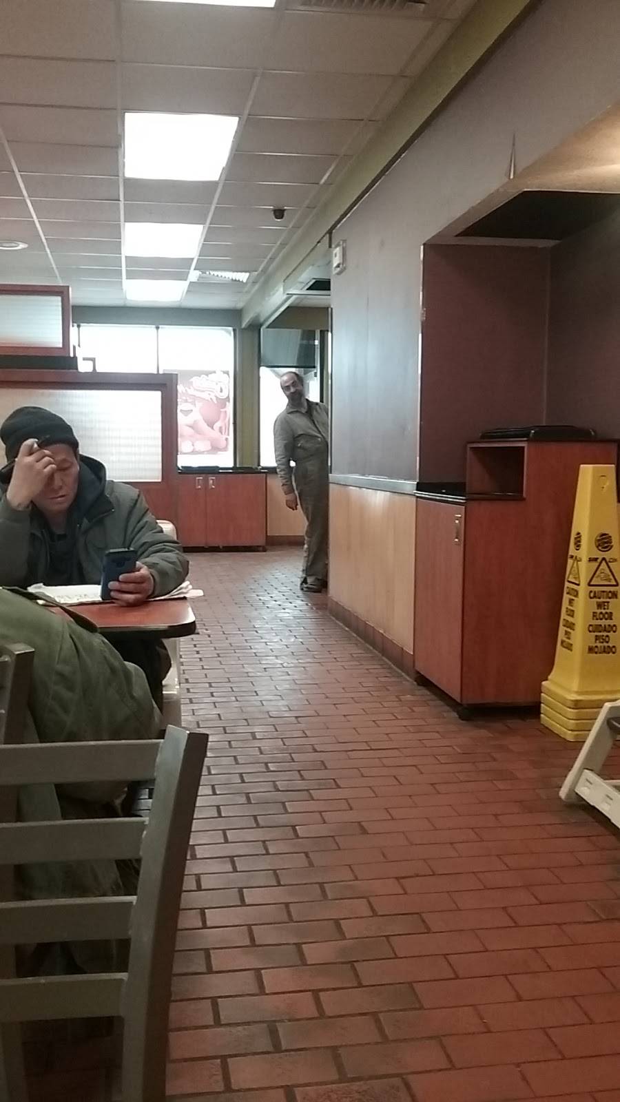 Burger King | restaurant | 4313 S 24th St, Omaha, NE 68107, USA | 4027312024 OR +1 402-731-2024