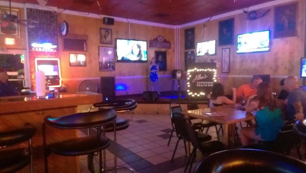 Neal & Pams Bar and Grill | restaurant | 20 Ocean Blvd S, Surfside Beach, SC 29575, USA | 8432381013 OR +1 843-238-1013