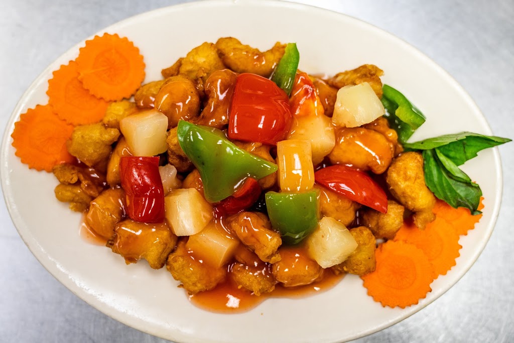 Red Moon Asian Cuisine | restaurant | 582 Prairie Center Dr, Eden Prairie, MN 55344, USA | 9529416556 OR +1 952-941-6556