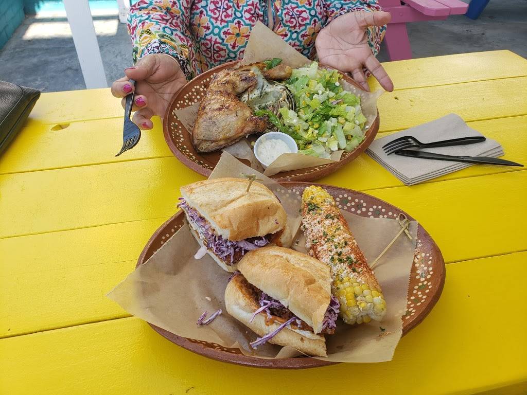 The Chicken Bodega | restaurant | 11114 Whittier Blvd, Whittier, CA 90606, USA | 5624635900 OR +1 562-463-5900