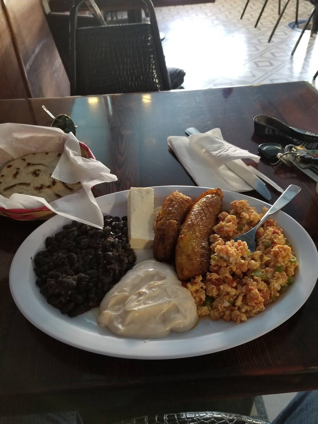 Pupuseria Mi Salvador | restaurant | 474 Arrow Hwy, Covina, CA 91722, USA | 6269672925 OR +1 626-967-2925