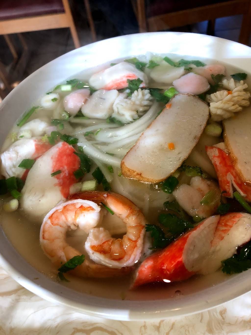 Saigon Bowl Noodle House | restaurant | 631 N Center St, Stockton, CA 95202, USA | 2094511844 OR +1 209-451-1844