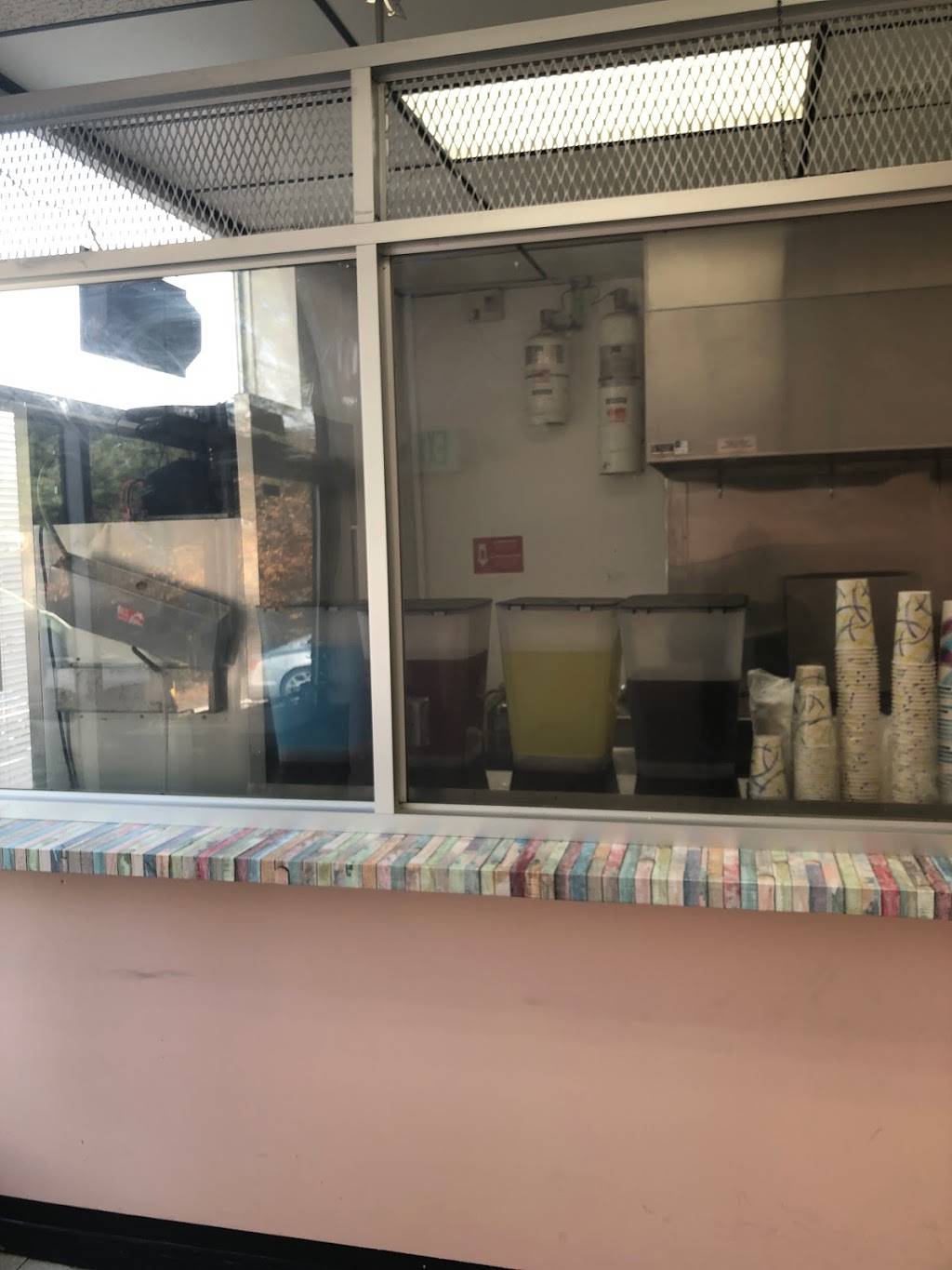 T & J’s Carryout | restaurant | 3842 Crestlyn Rd, Baltimore, MD 21218, USA | 6679303039 OR +1 667-930-3039