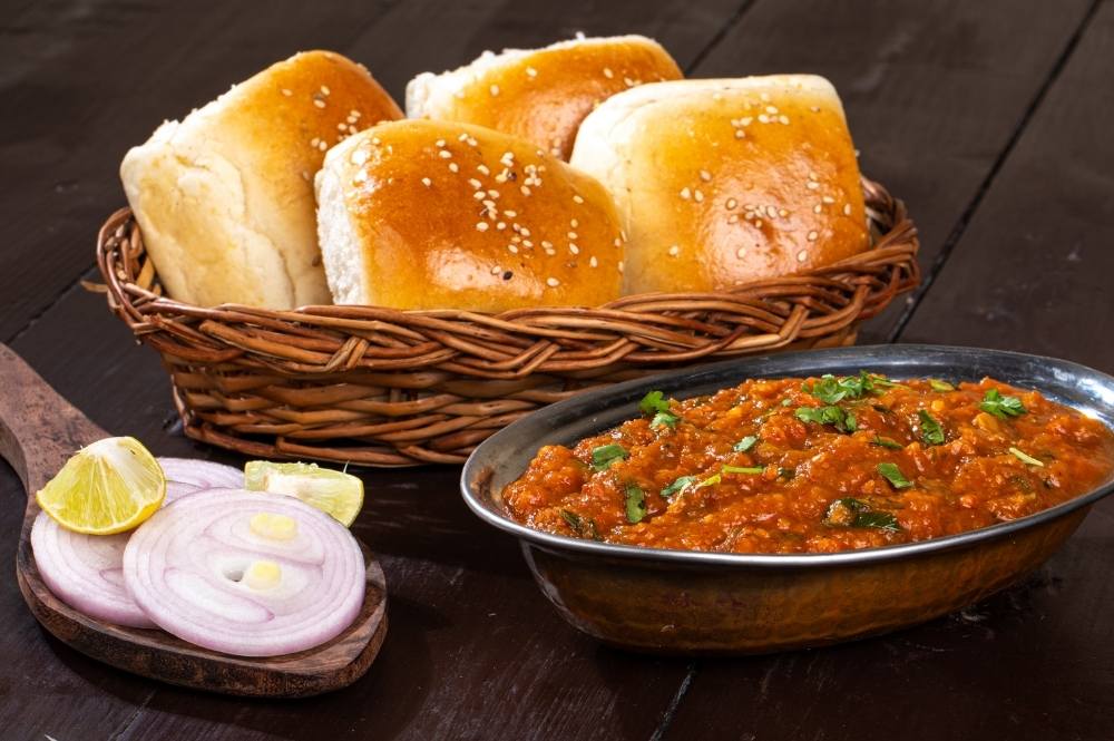 Amirtha Curry & Bar | restaurant | 12715 Warwick Blvd Unit-A, Newport News, VA 23606, USA | 7038527536 OR +1 703-852-7536