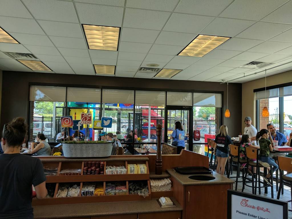 Chick-fil-A | restaurant | 2002 Veterans Blvd, Dublin, GA 31021, USA | 4782723007 OR +1 478-272-3007