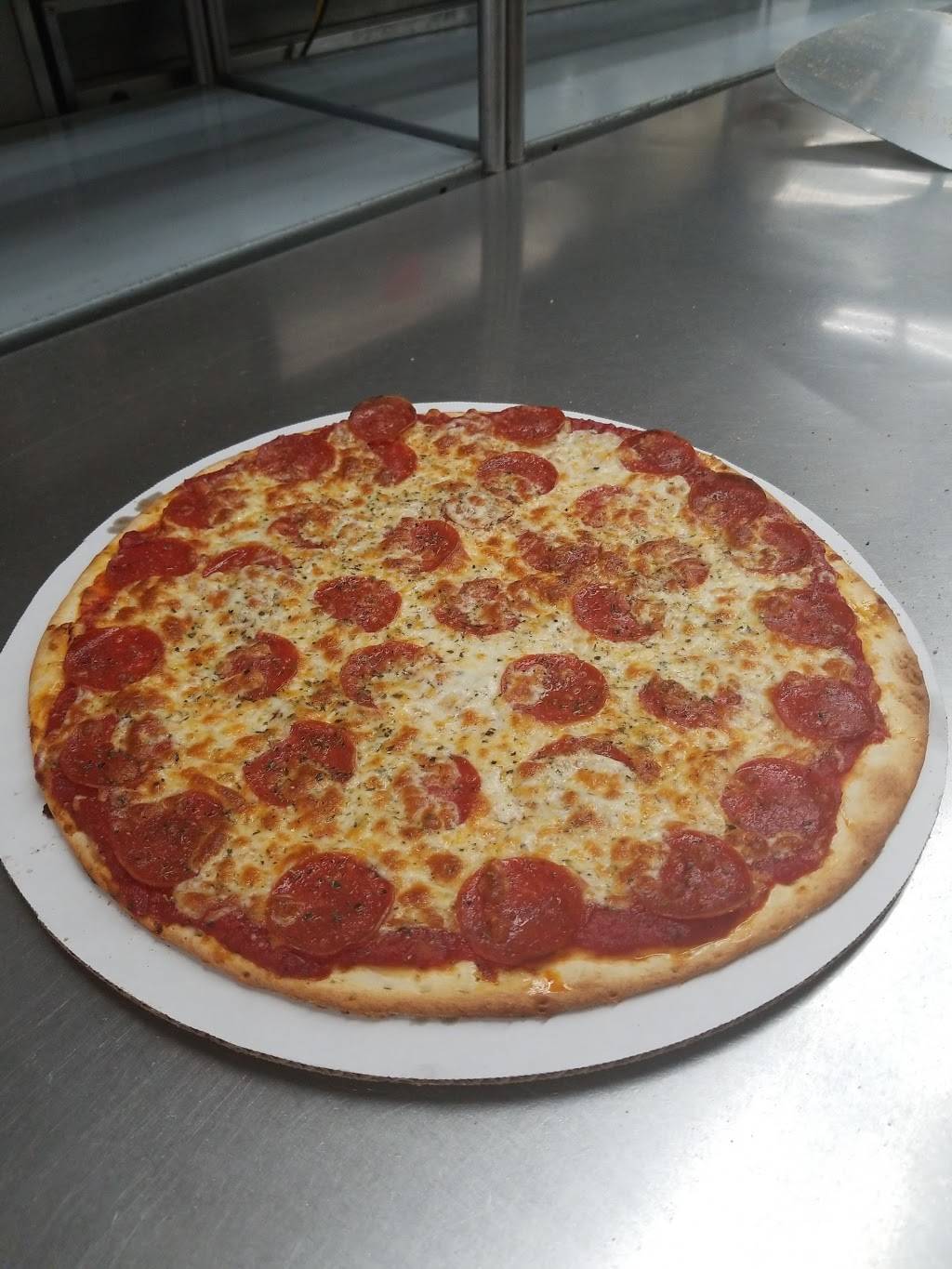 Rosatis Pizza | restaurant | 395 Cary Algonquin Rd, Cary, IL 60013, USA | 8475163800 OR +1 847-516-3800